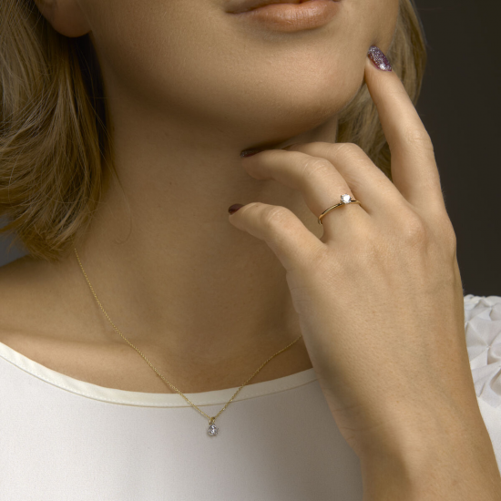 14karaats geel gouden solitair zirkonia 4mm - 62936