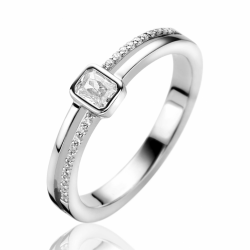 ZINZI zilveren multilook ring met rechthoekige kastzetting van 5mm en twee banen. Bezet met witte zirconia's ZIR2626 - 65891